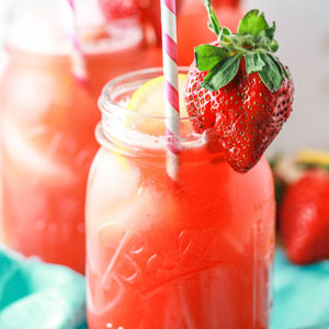 Raw Strawberry Lemonade